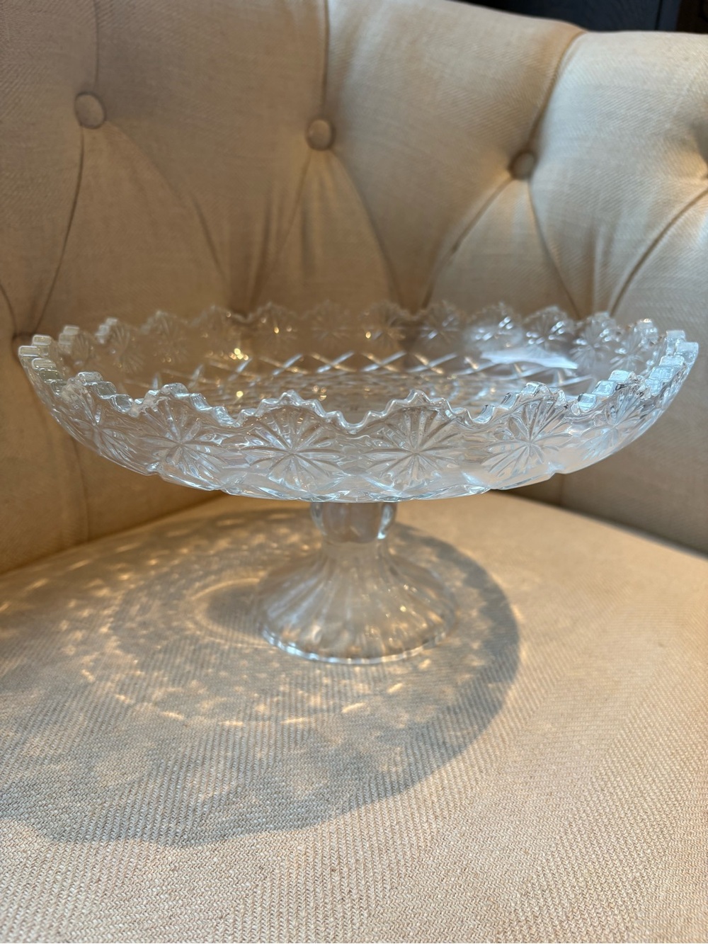 Vintage Gibson Home
Crystal-Style Pedestal
Serving Dish